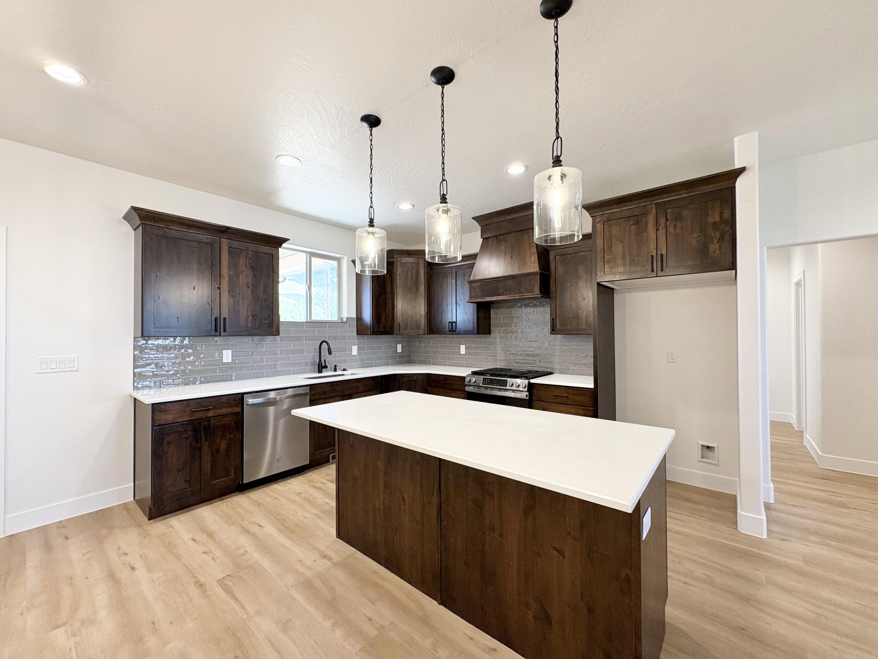 4228 N Tomahawk DR, Lot 7 Sunview Estates