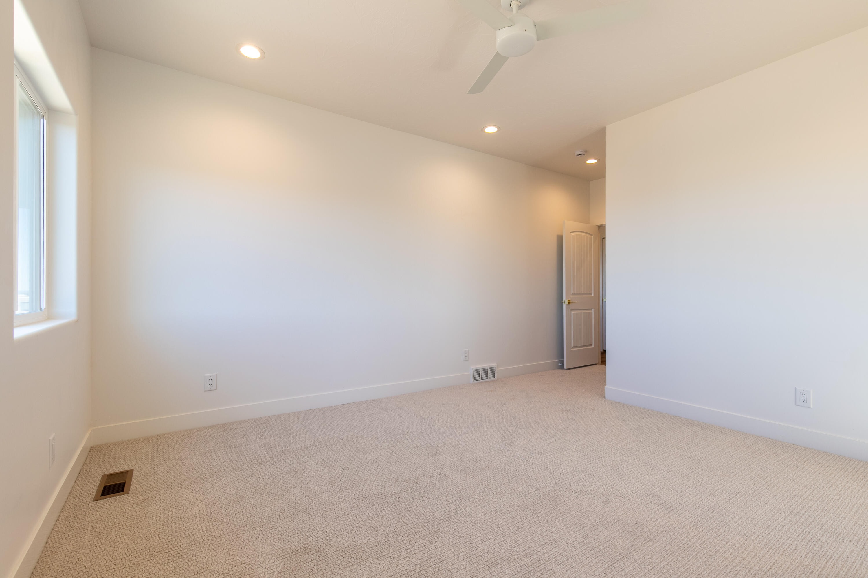 4211 N Tomahawk DR, Lot 11 Sunview Estates