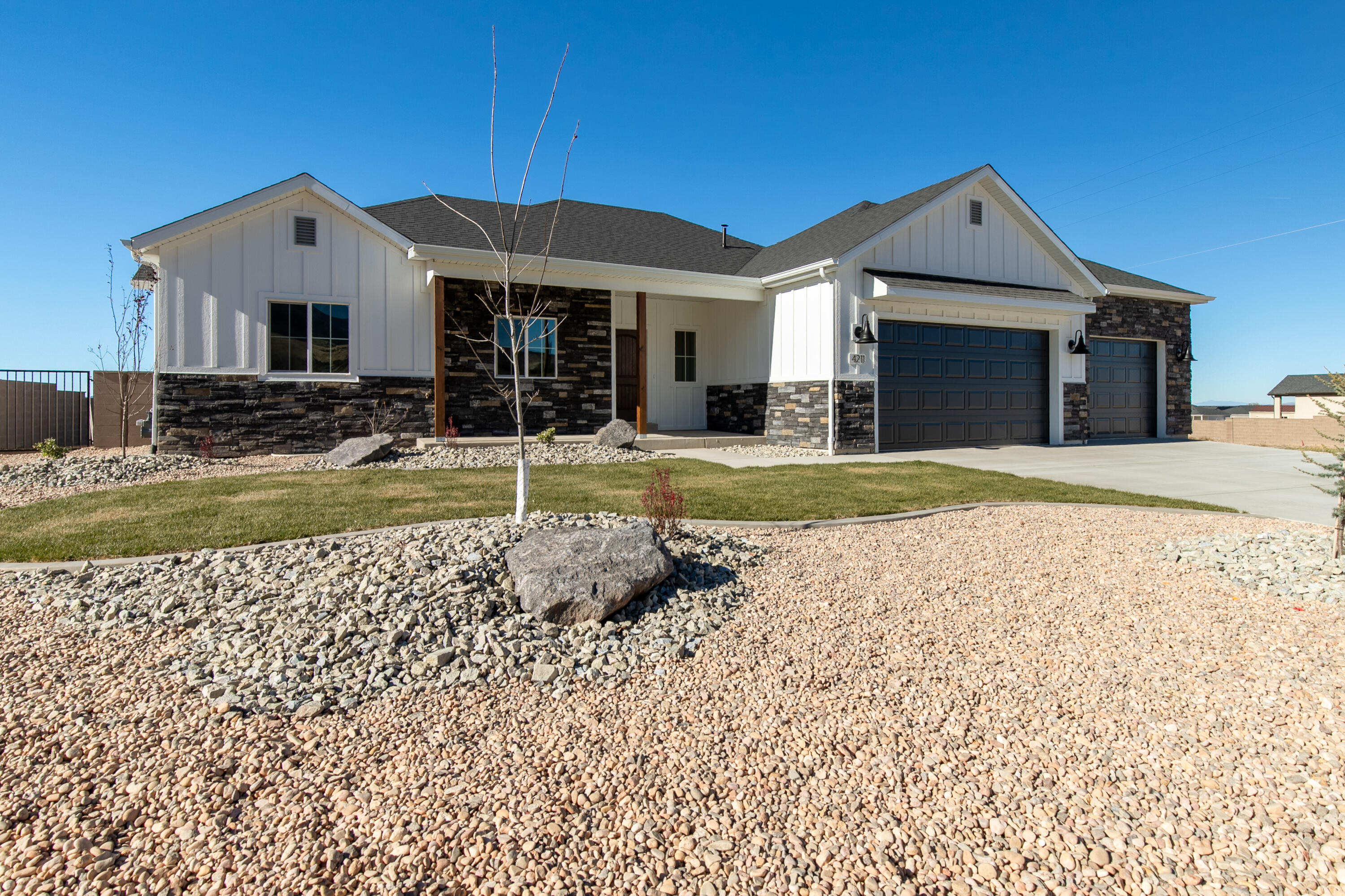 4211 N Tomahawk DR, Lot 11 Sunview Estates