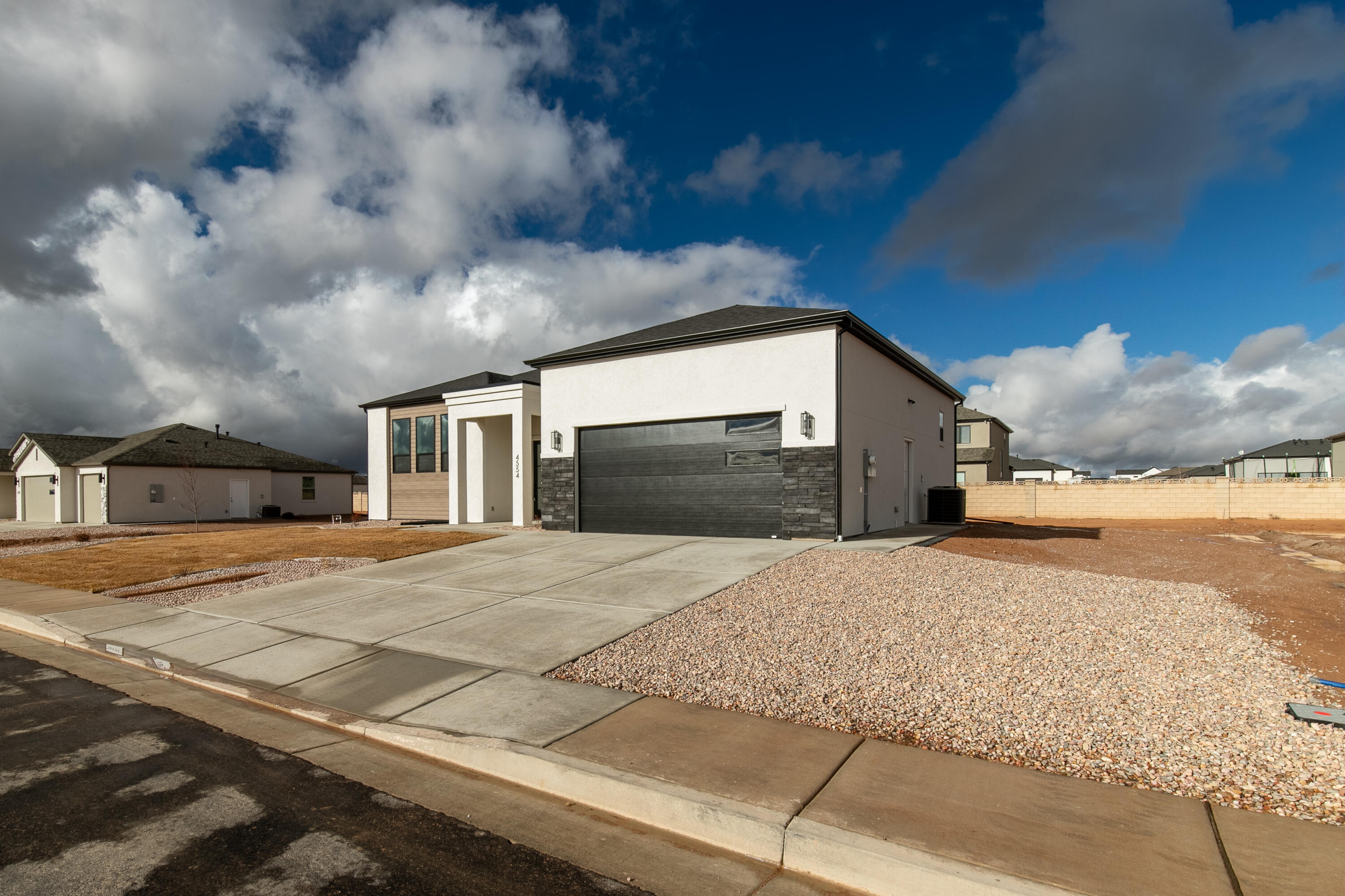 4554 W 150 N, Lot 165, Phase 3