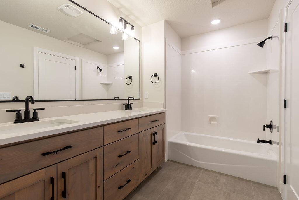 4504 W 150 N, Lot 168, Phase 3