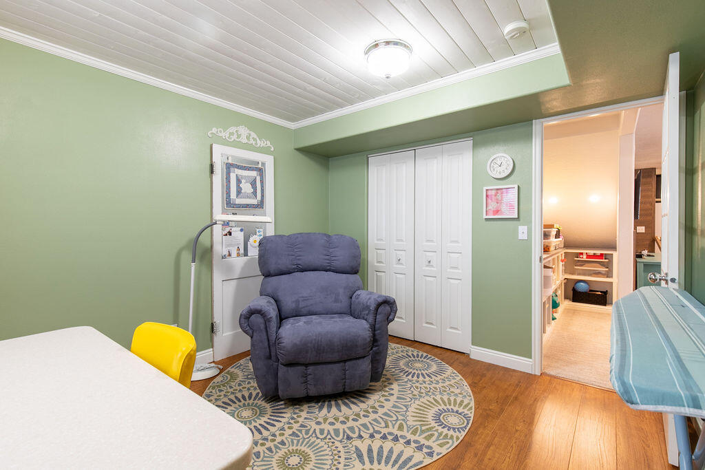 1653 E Millstone CIR