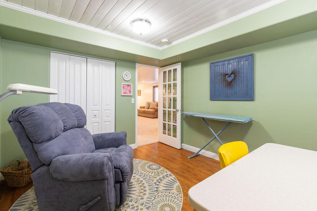 1653 E Millstone CIR