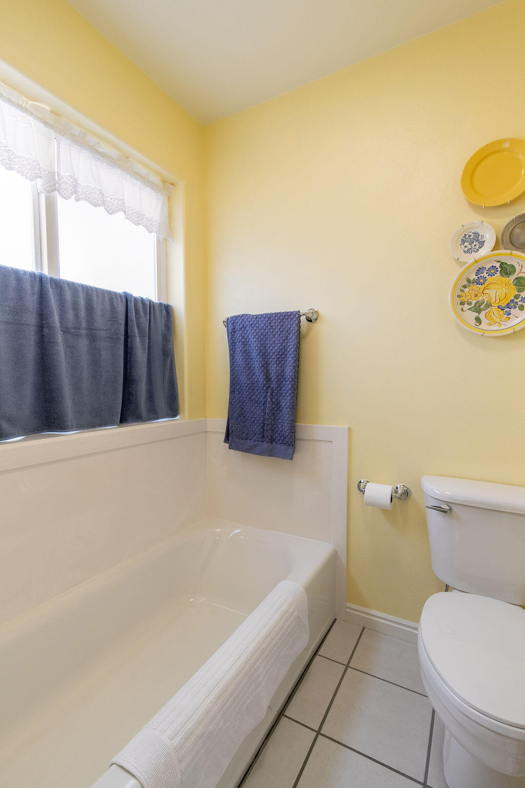 1653 E Millstone CIR