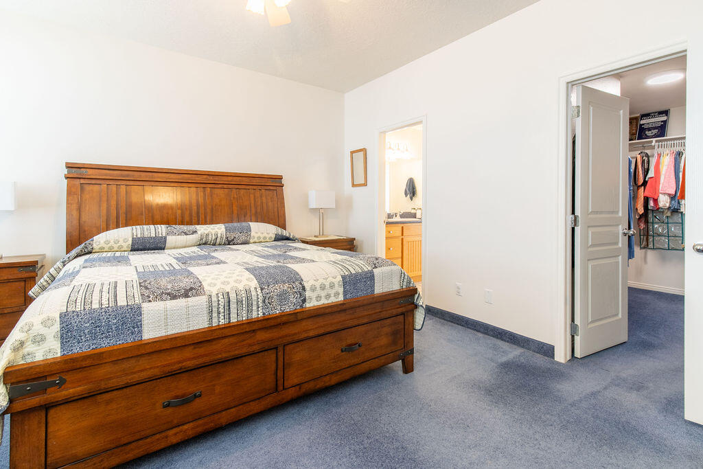 1653 E Millstone CIR