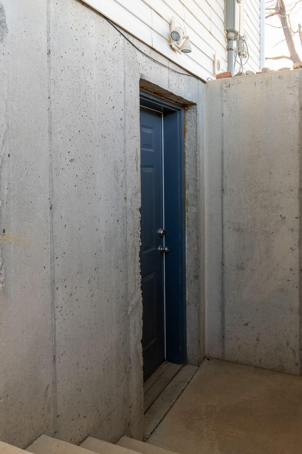 1653 E Millstone CIR