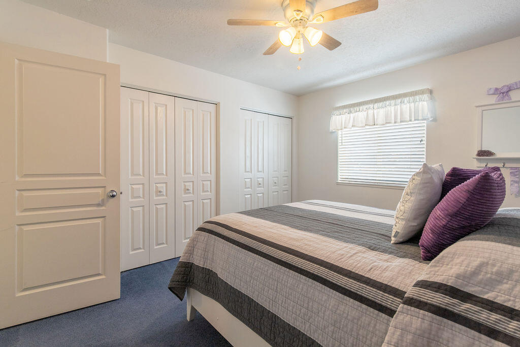 1653 E Millstone CIR