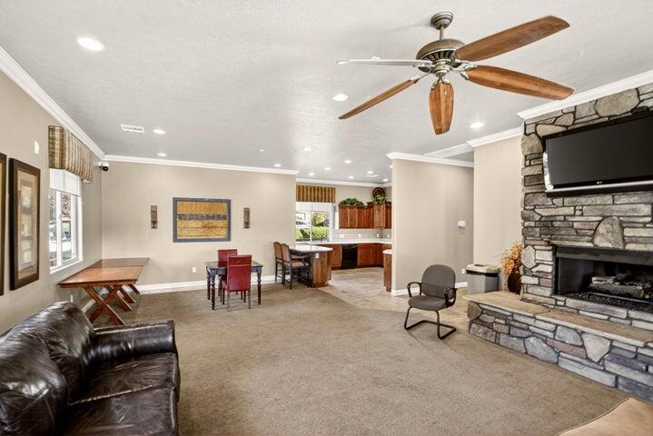 1177 N Northfield, #83