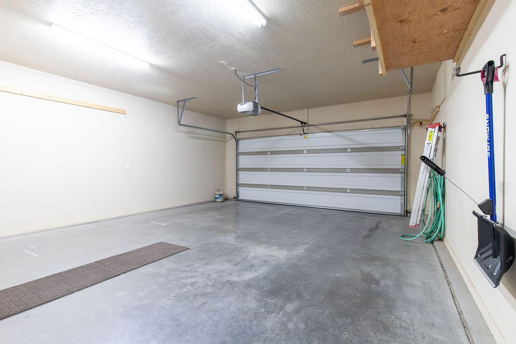 1177 N Northfield, #83