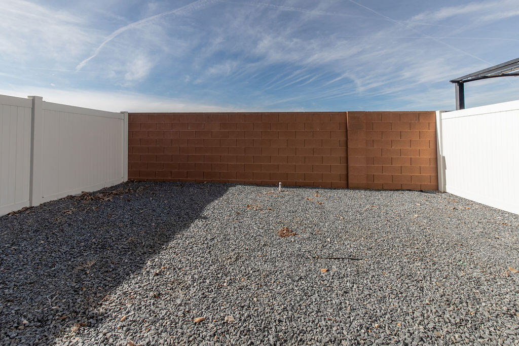 1177 N Northfield, #83