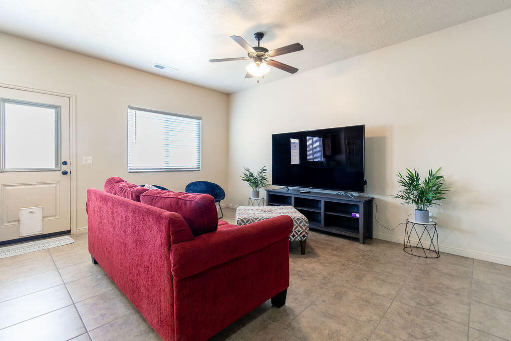 1177 N Northfield, #83