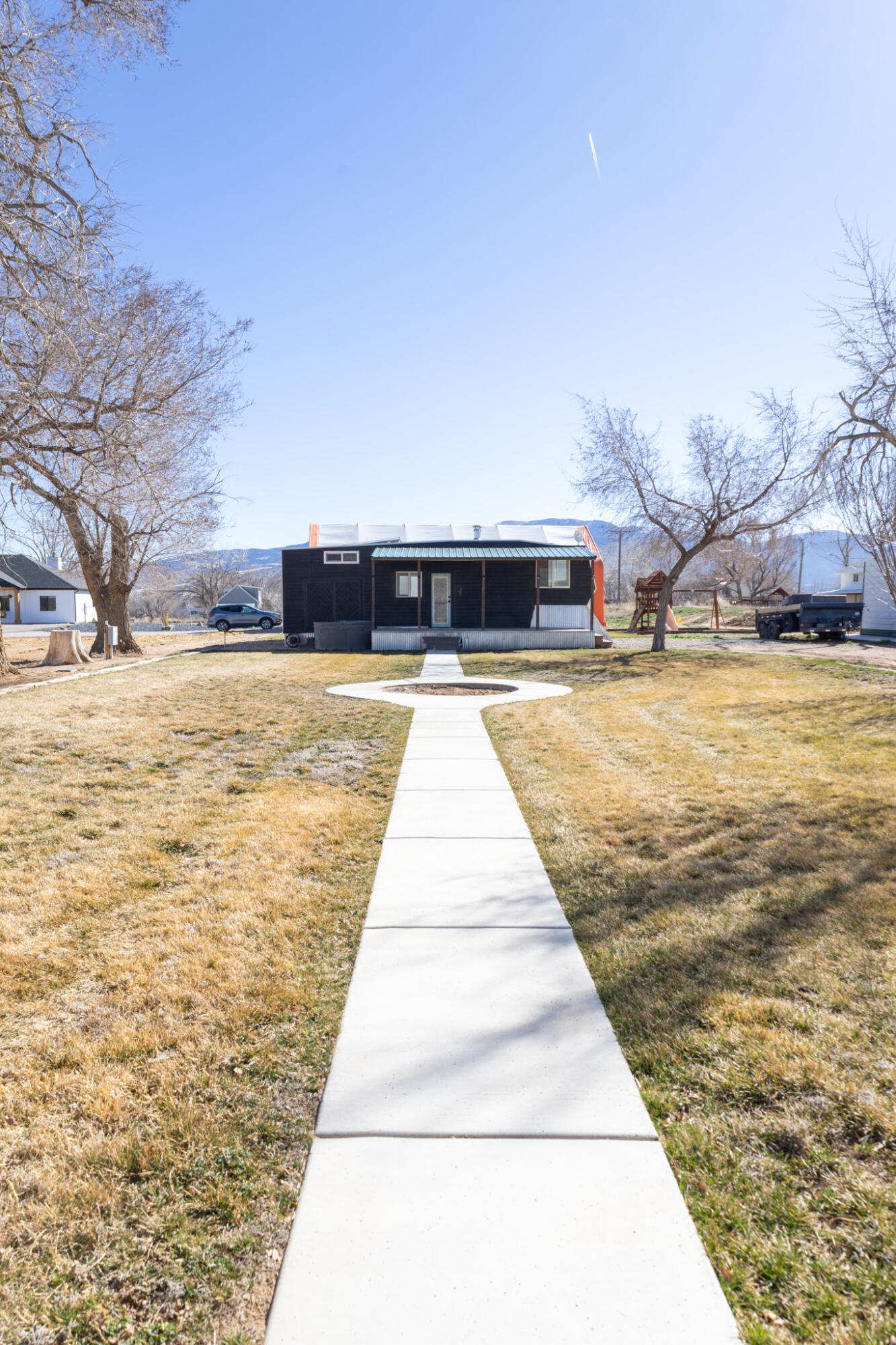 3421 N 2700 W