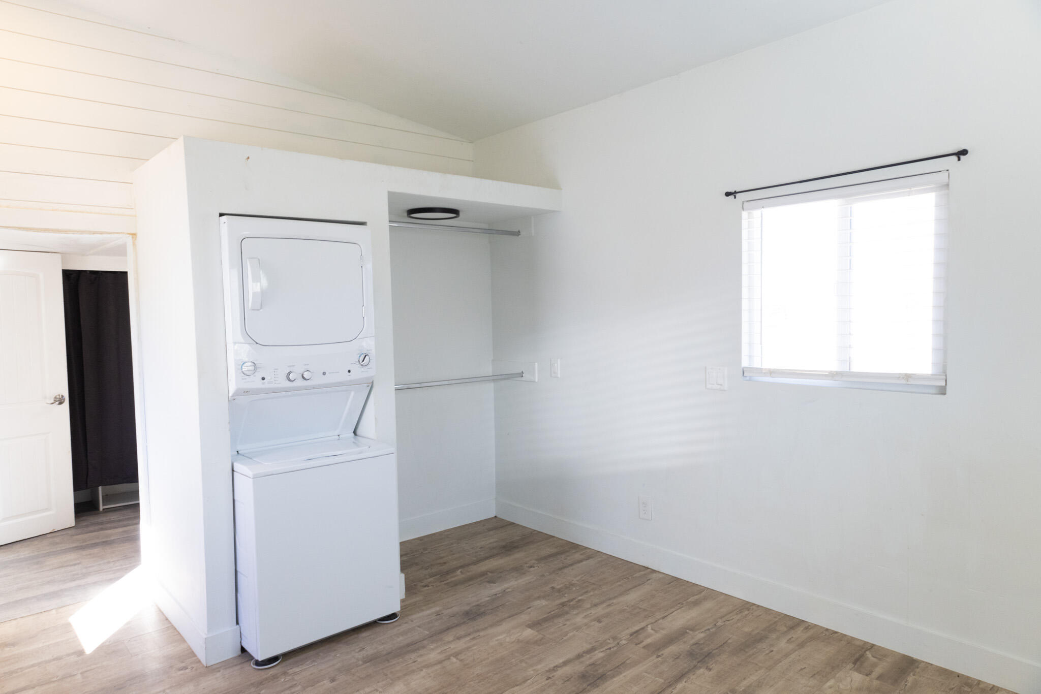 3421 N 2700 W