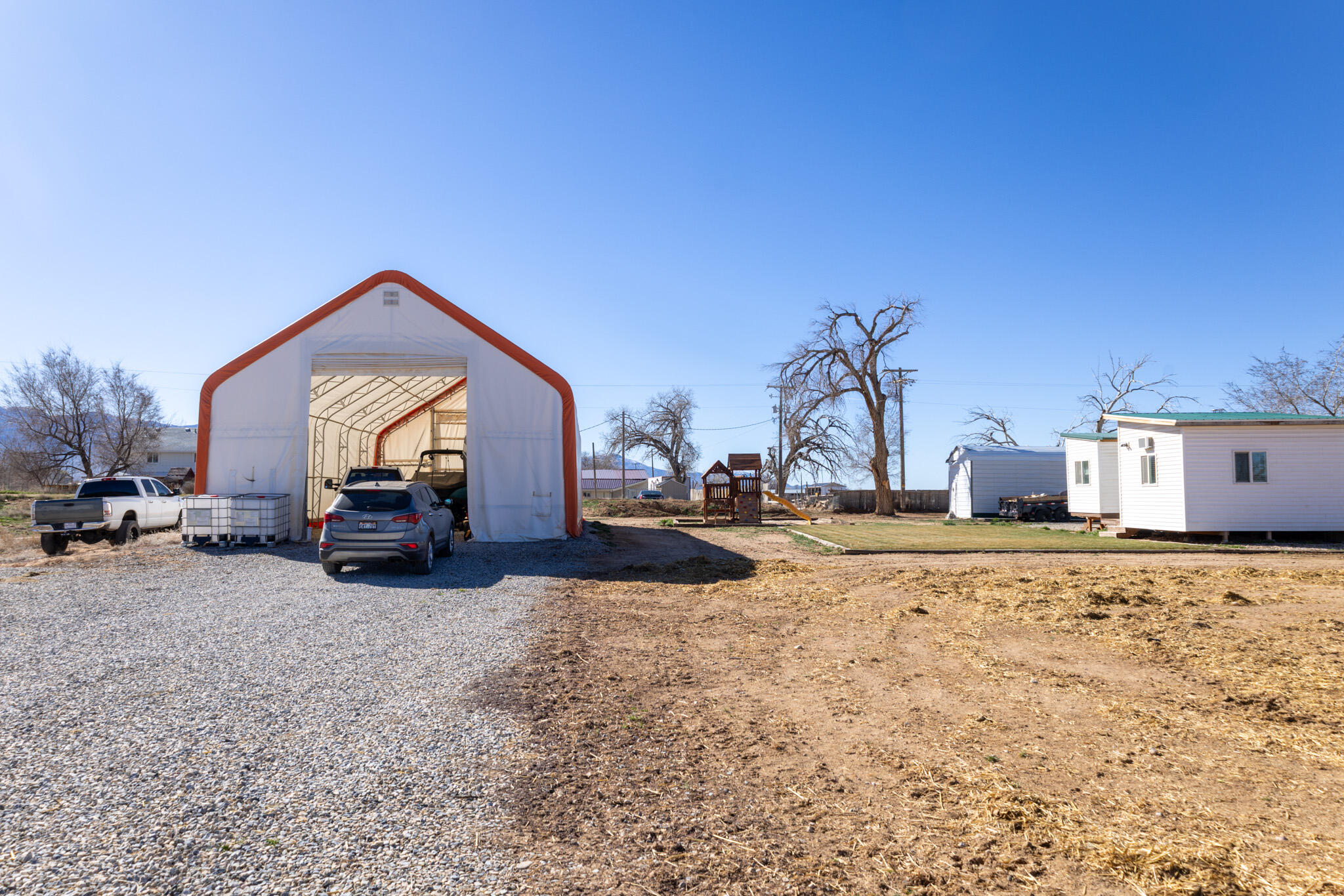 3421 N 2700 W
