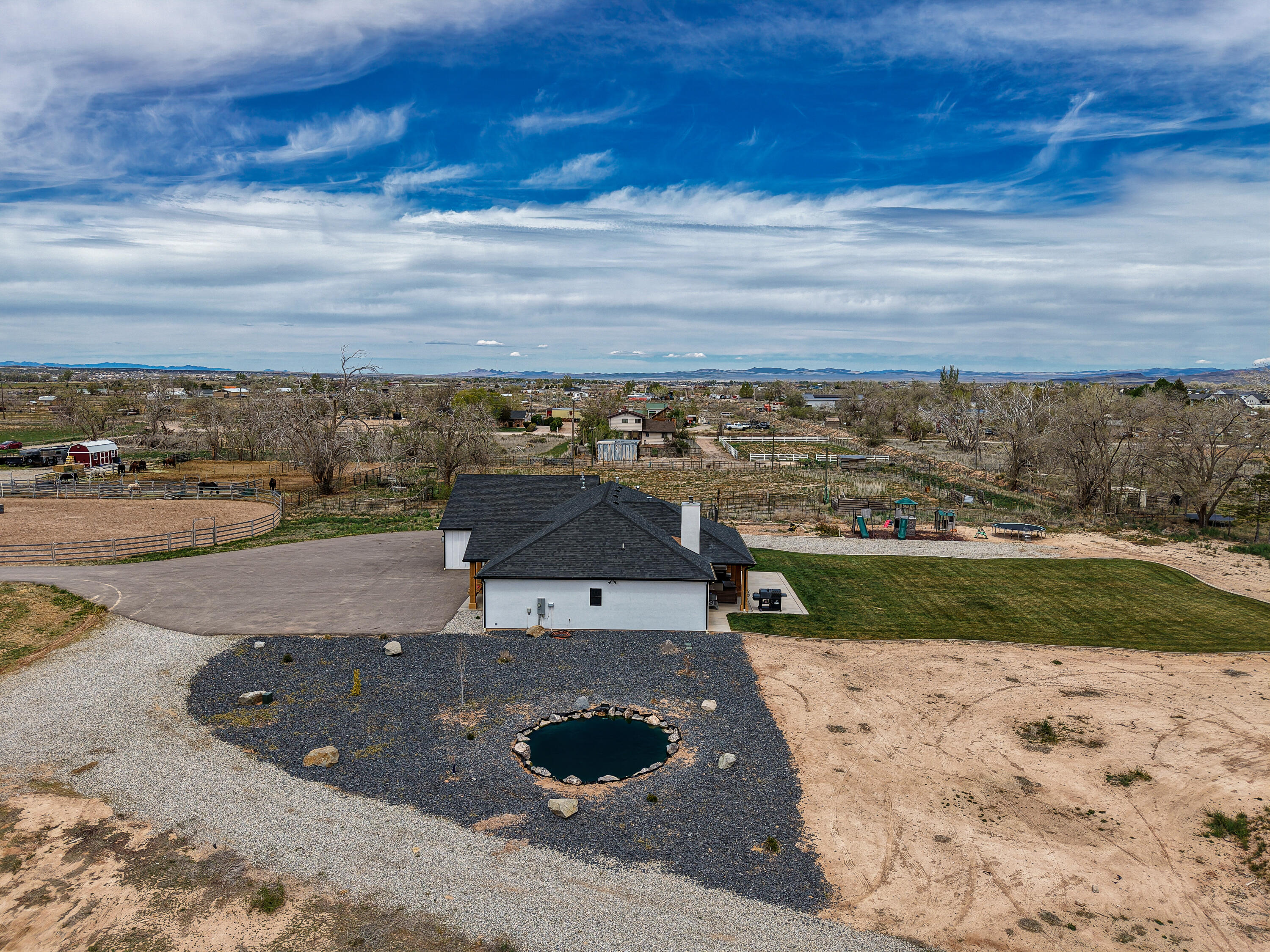 3421 N 2700 W