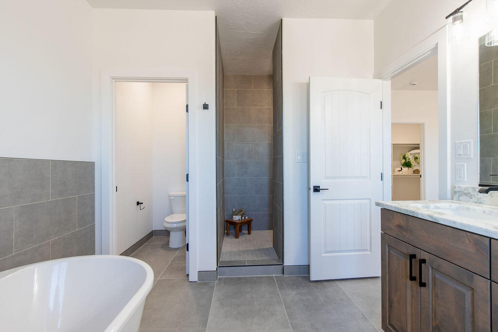 4199 N Tomahawk DR, Lot 10 Sunview Estates
