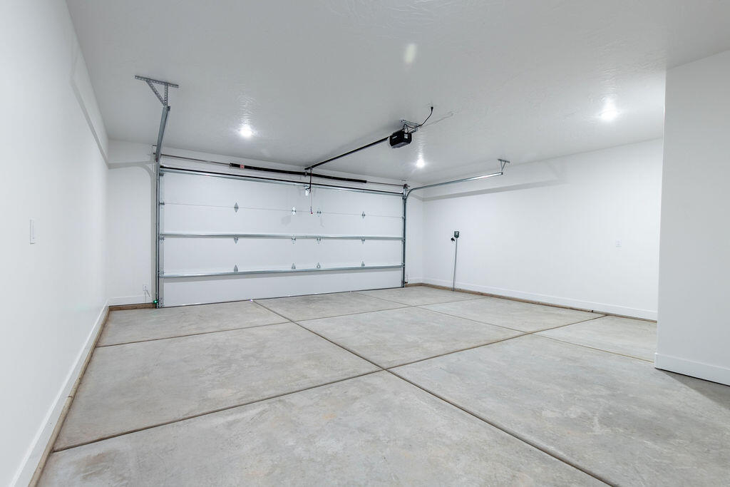 4199 N Tomahawk DR, Lot 10 Sunview Estates
