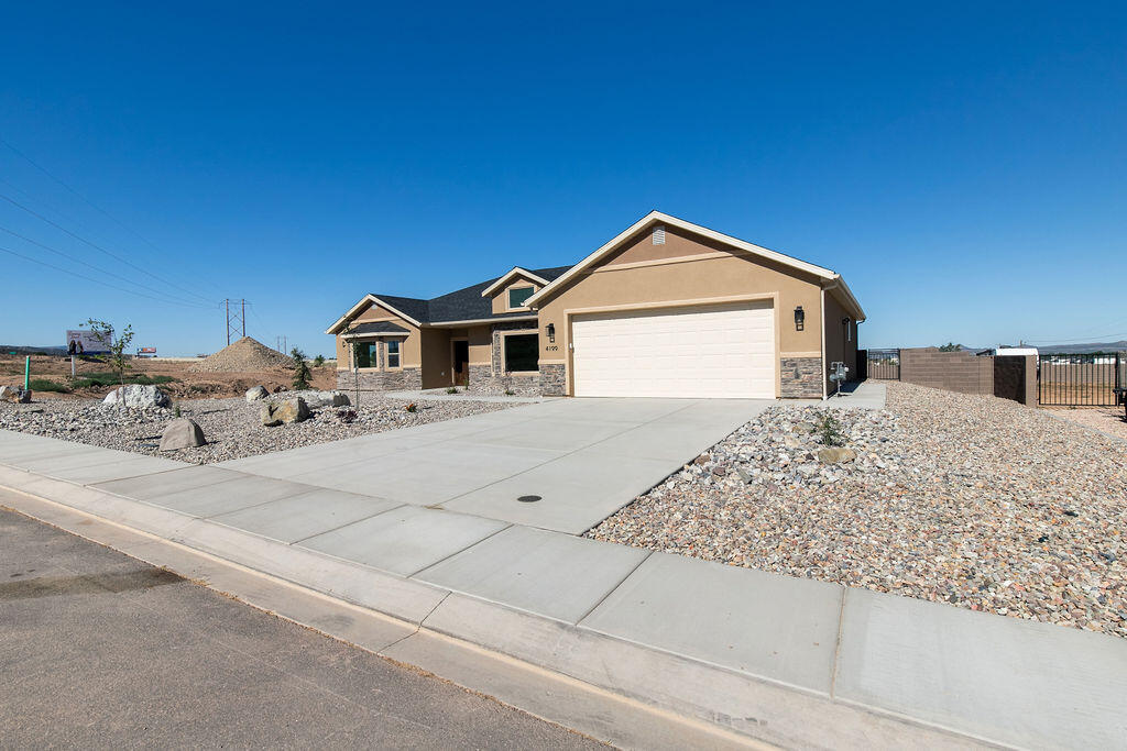 4199 N Tomahawk DR, Lot 10 Sunview Estates