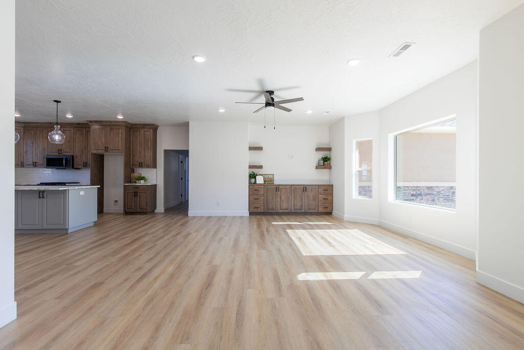 4199 N Tomahawk DR, Lot 10 Sunview Estates