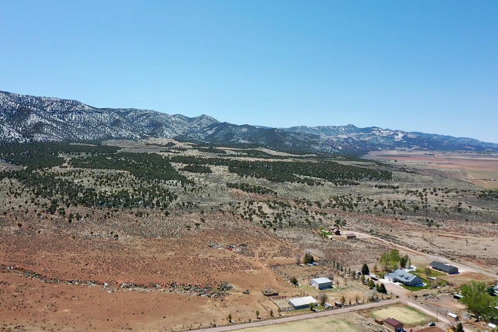5.28 Acres in Paragonah