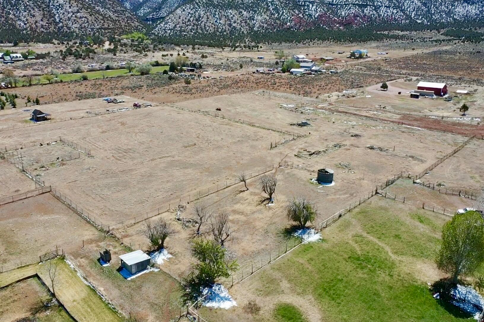 5.28 Acres in Paragonah