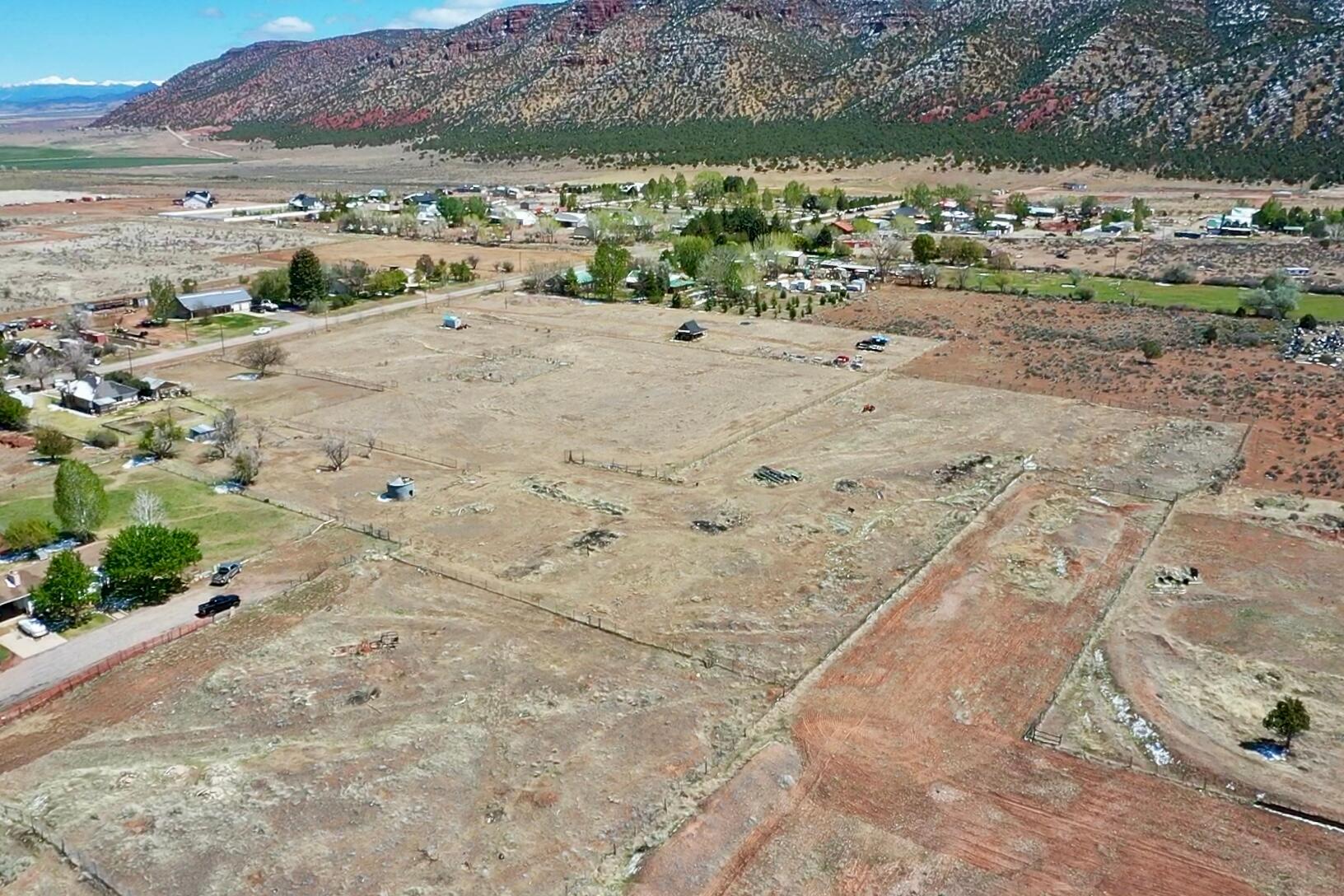 5.28 Acres in Paragonah