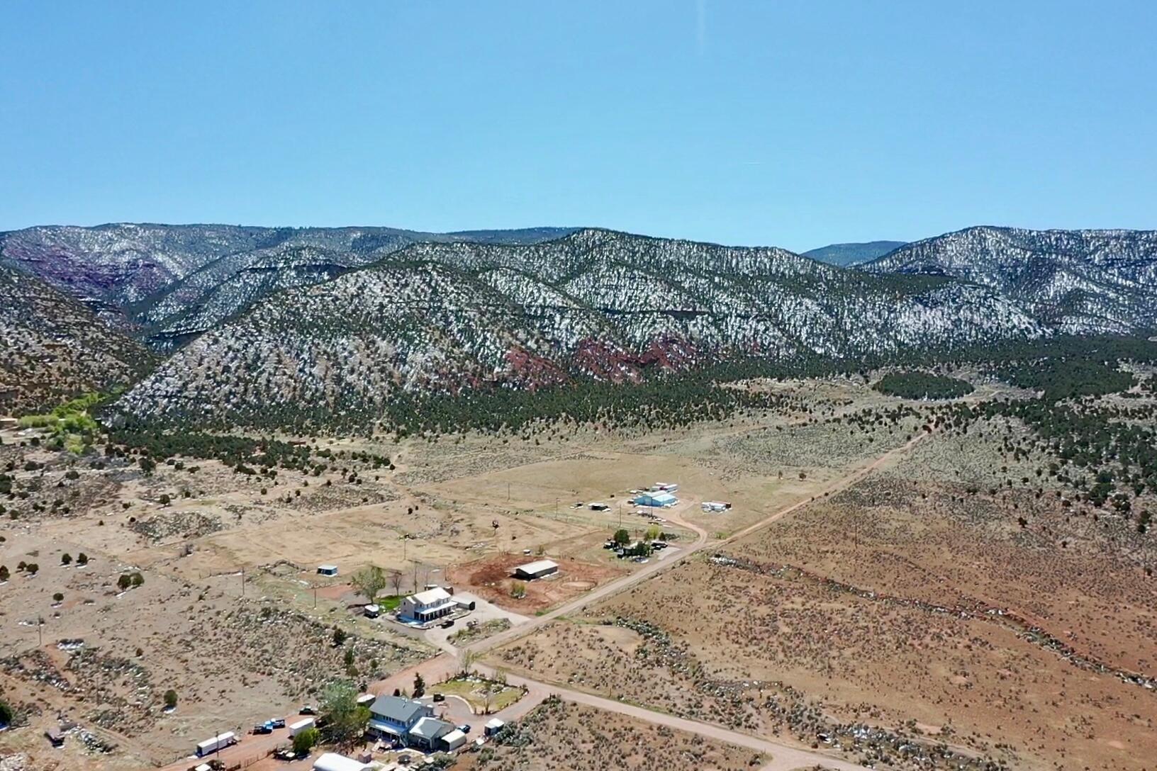 5.28 Acres in Paragonah