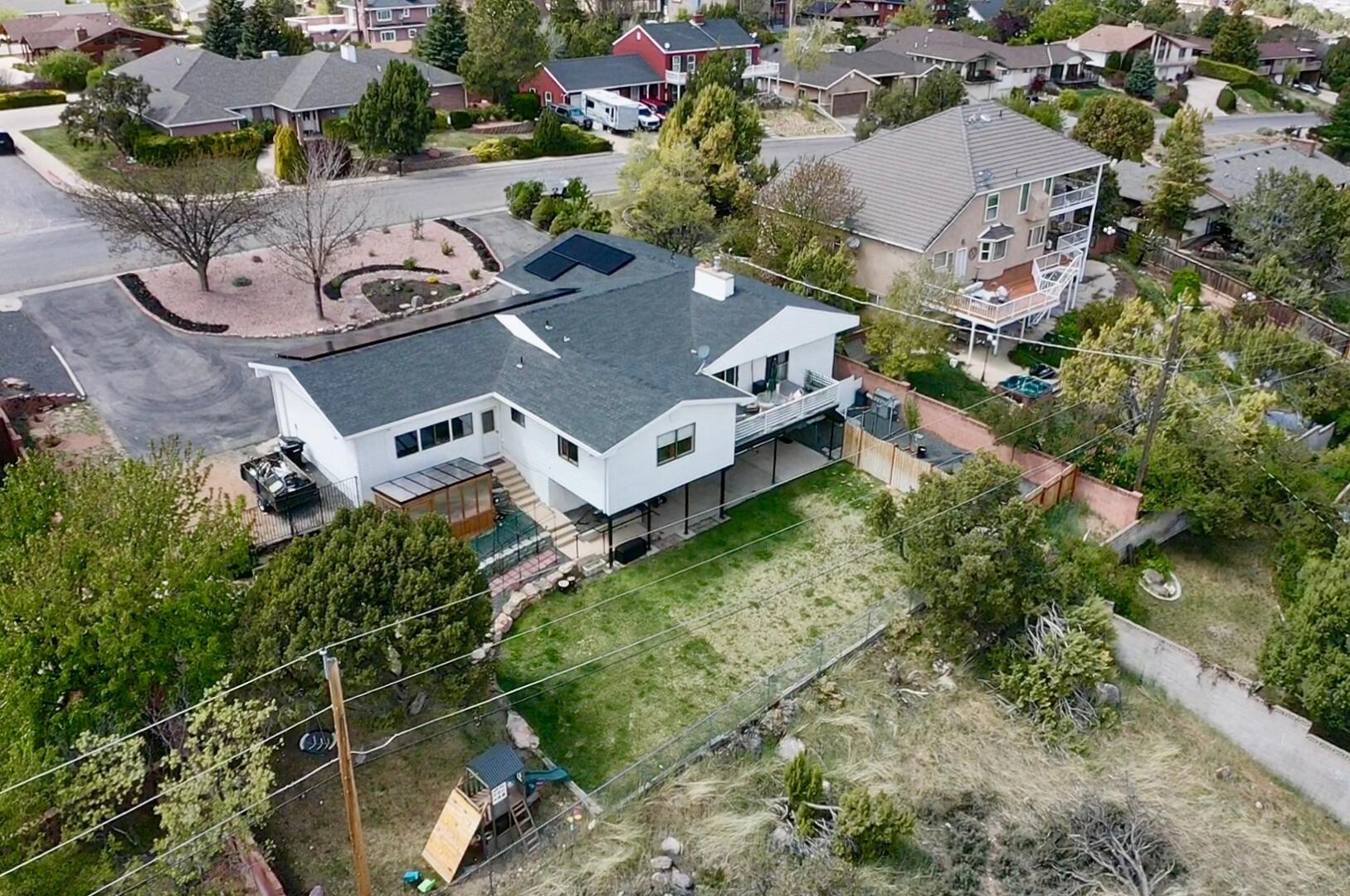 539 S Ridge RD