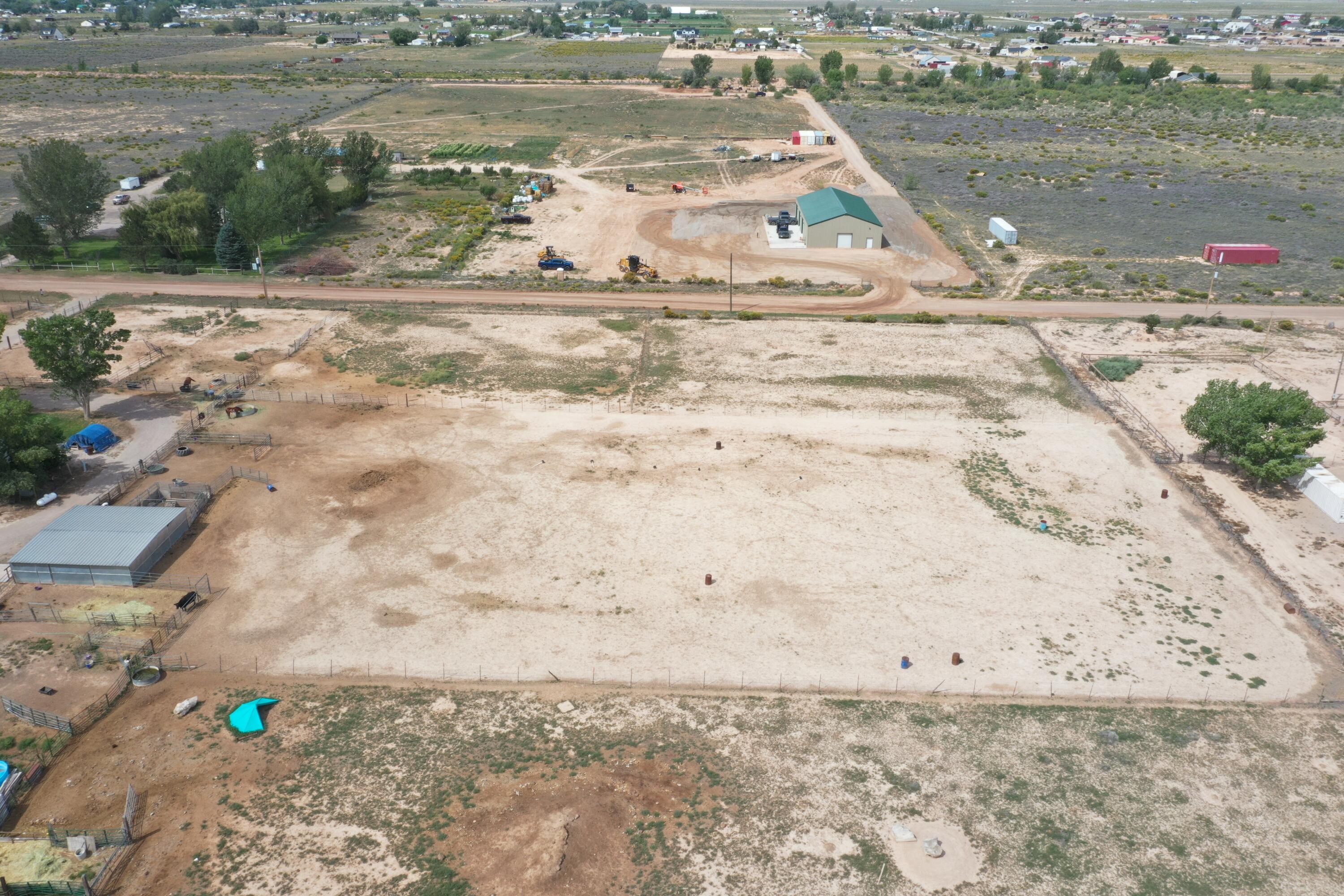 5726 N 1700 W