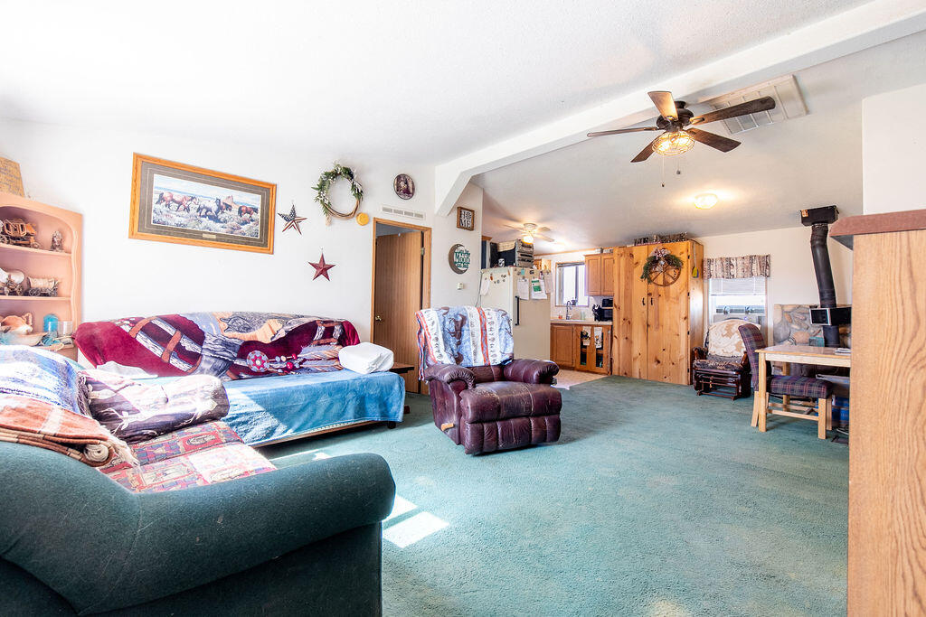 5726 N 1700 W