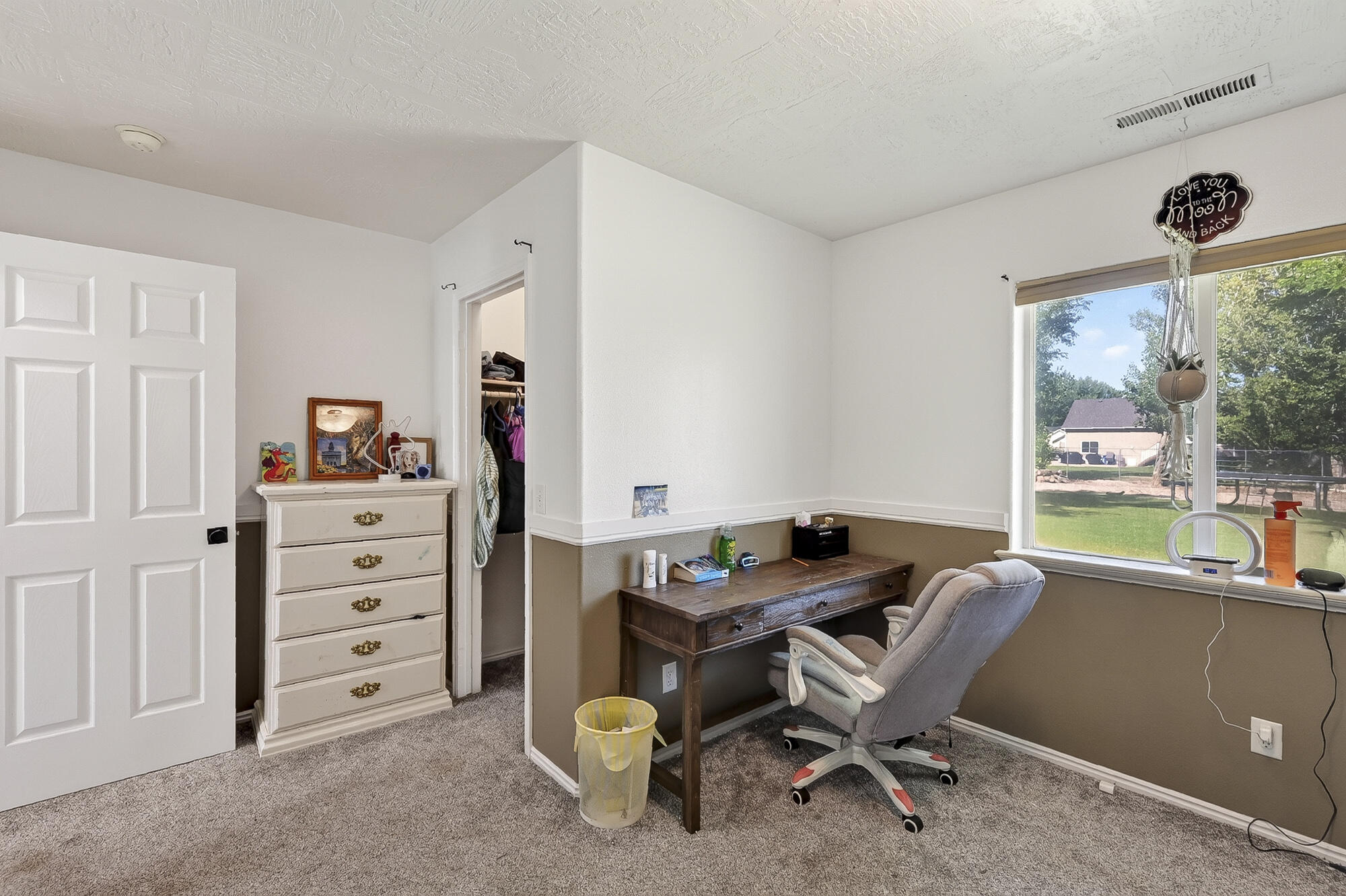 4681 N Santa Fe Trail