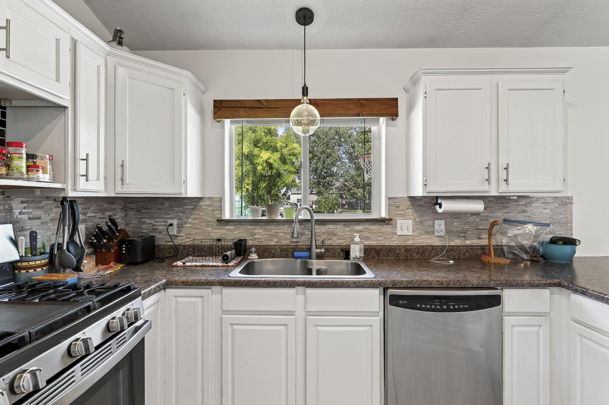 4681 N Santa Fe Trail