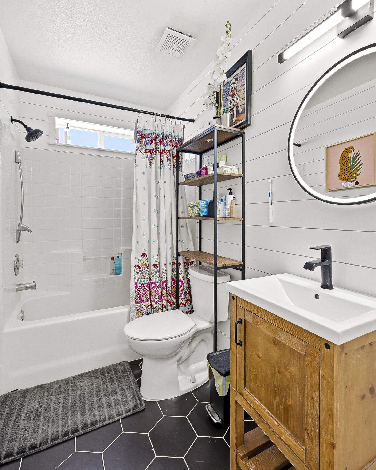 4681 N Santa Fe Trail