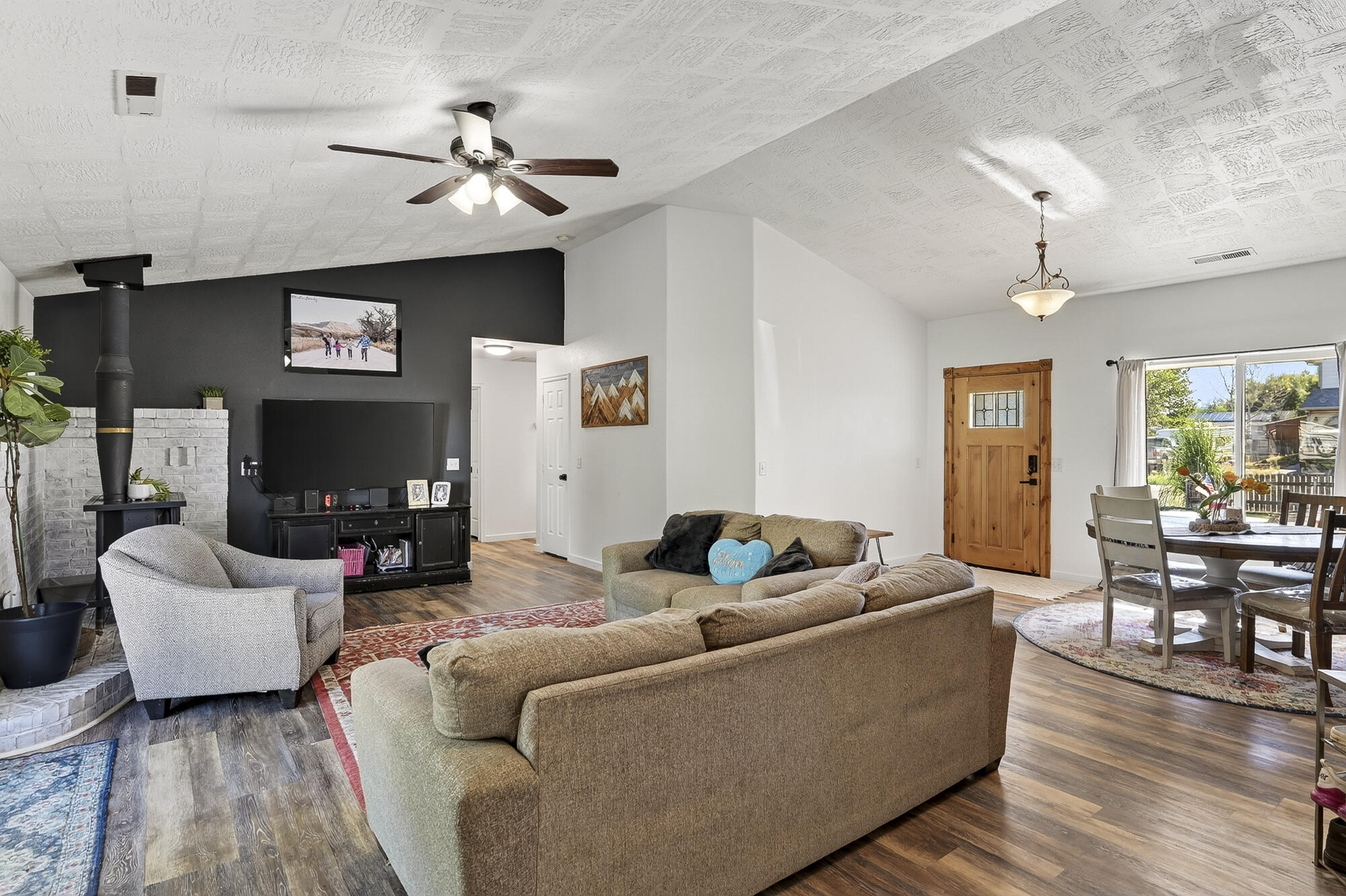4681 N Santa Fe Trail