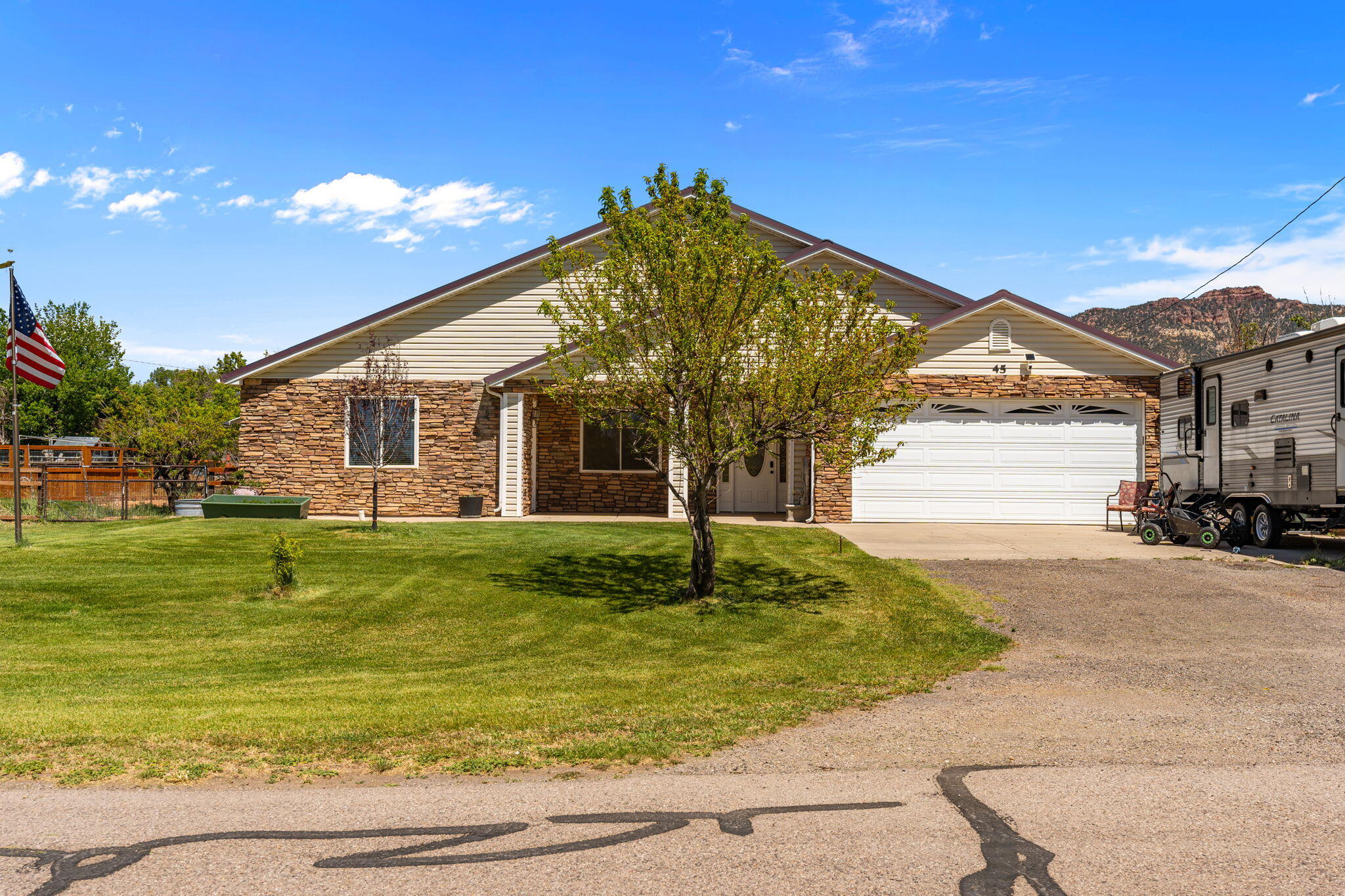45 S 300 W