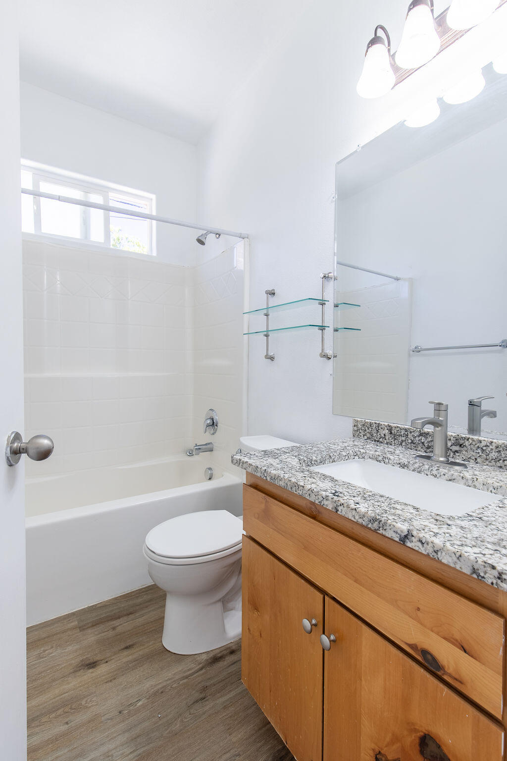 858 S 170 W, Tri-Plex