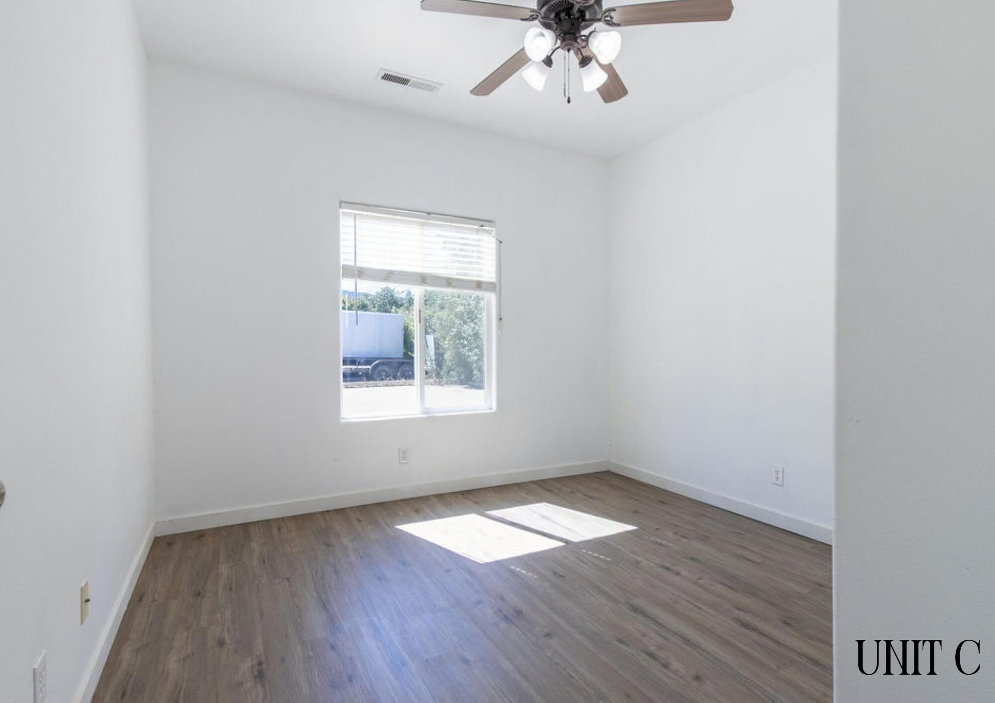 858 S 170 W, Tri-Plex