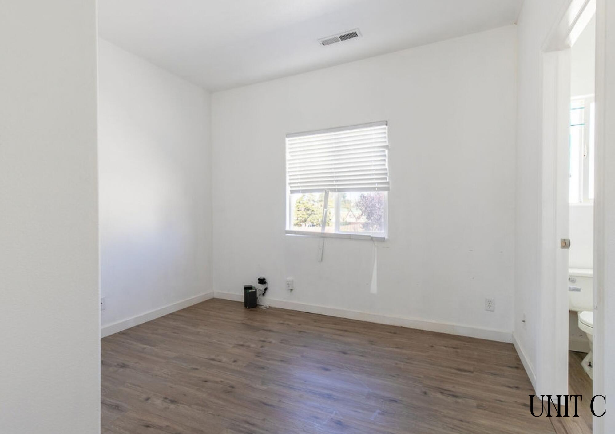 858 S 170 W, Tri-Plex