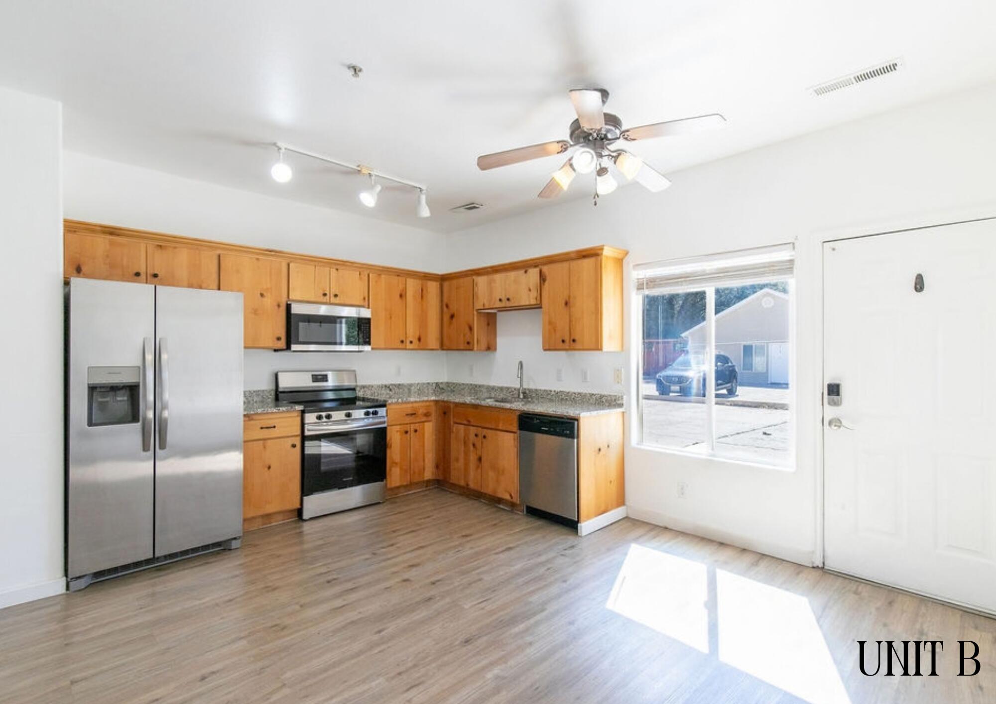 858 S 170 W, Tri-Plex
