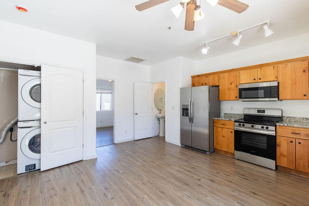 858 S 170 W, Tri-Plex