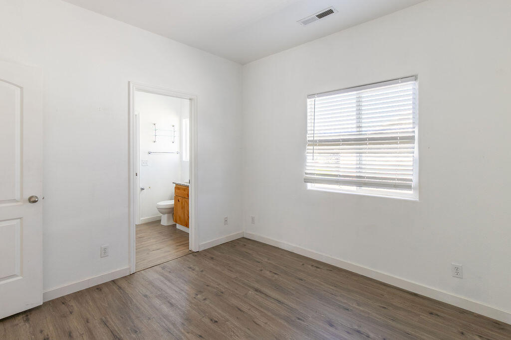 858 S 170 W, Tri-Plex