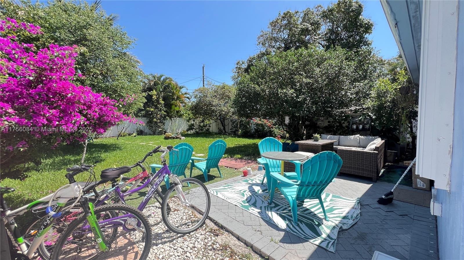 1206 NW 7th Ave