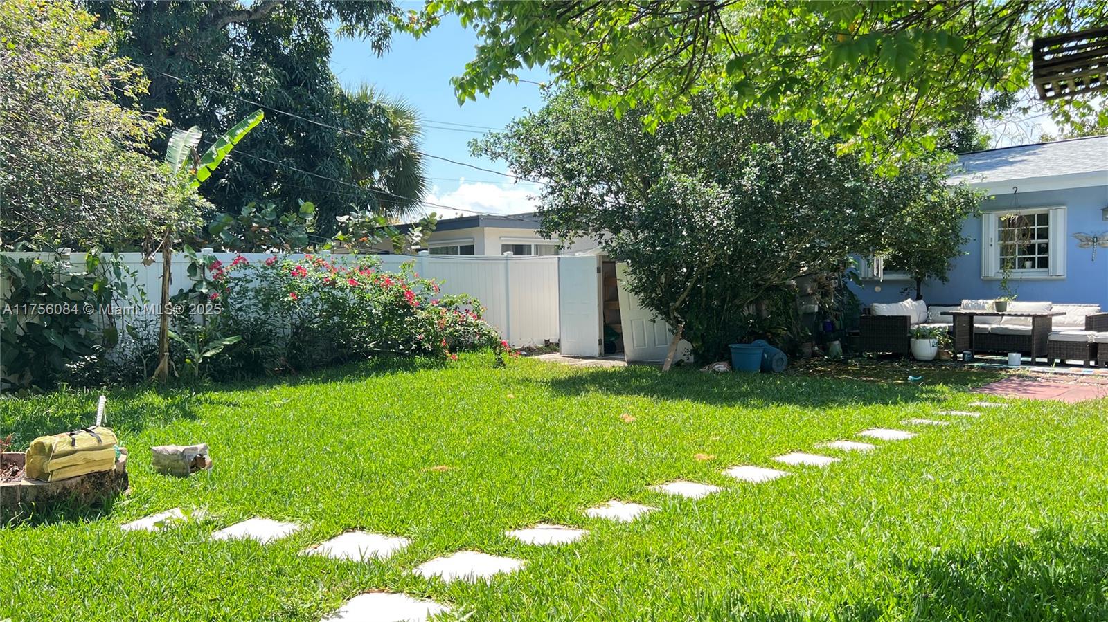 1206 NW 7th Ave