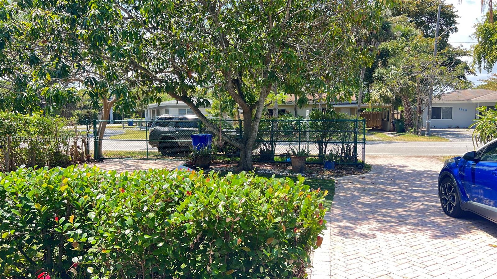 1206 NW 7th Ave
