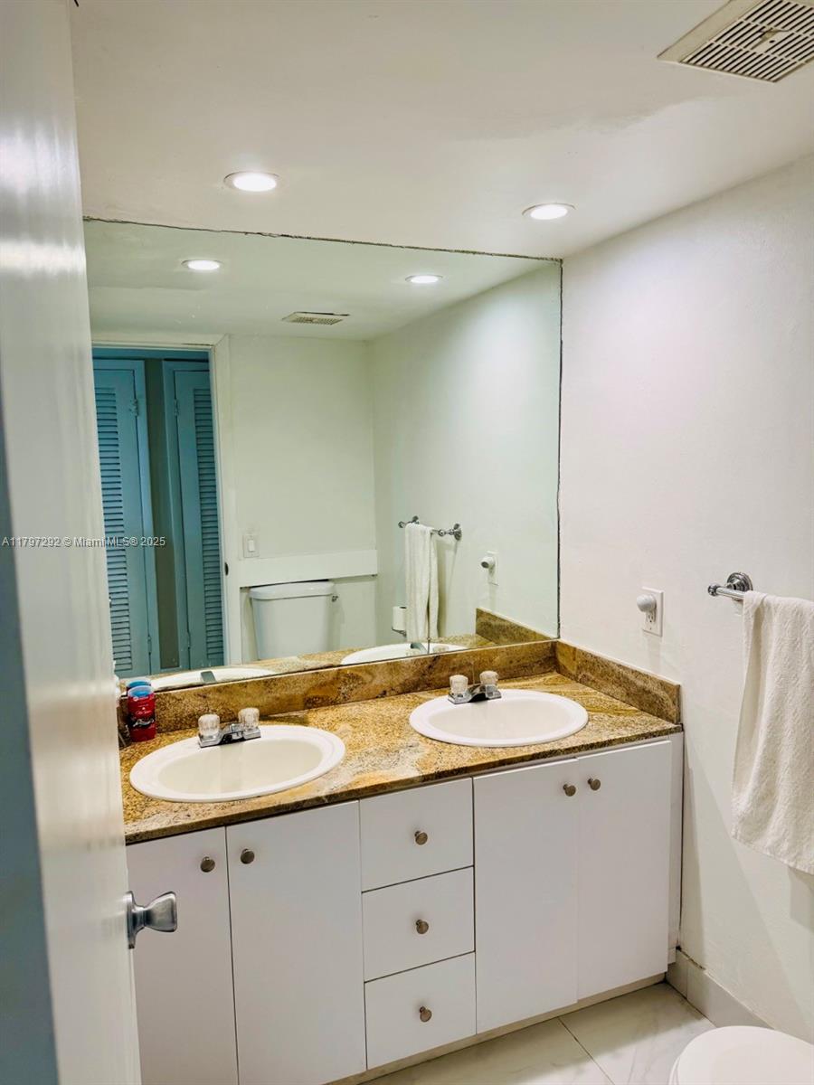 7348 SW 82nd St # C117