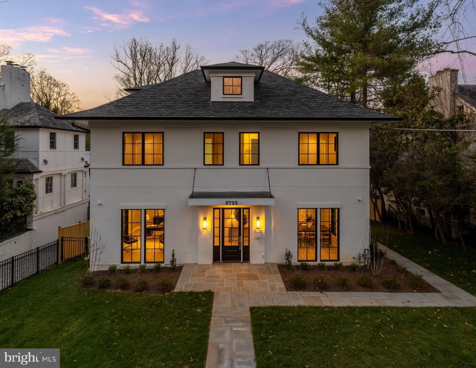 2733 CHESAPEAKE STREET NW