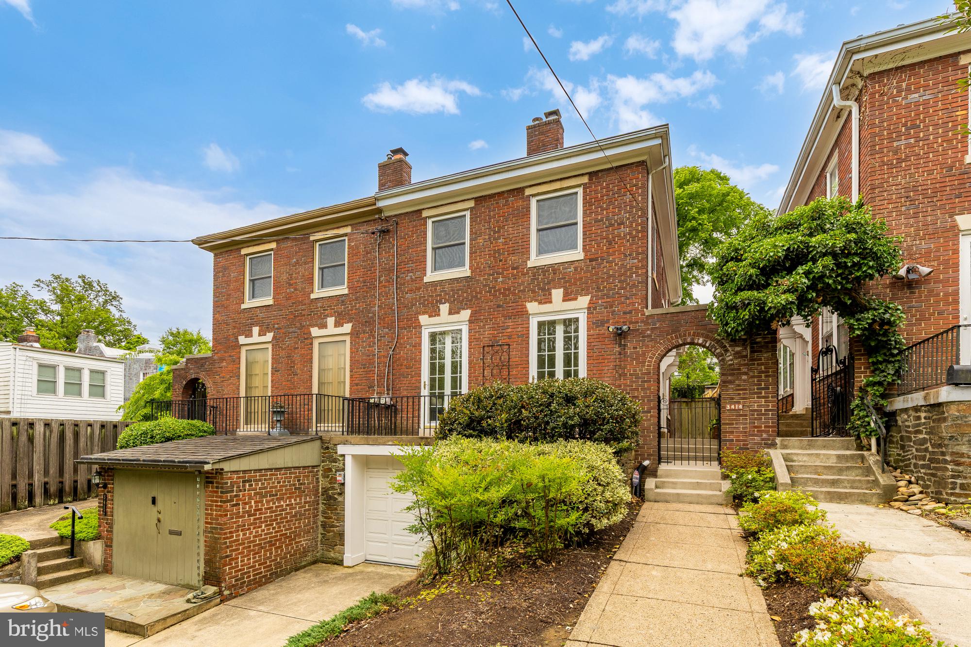 3414 PORTER STREET NW