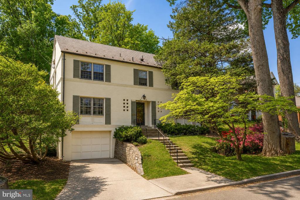 3226 BROAD BRANCH TERRACE NW
