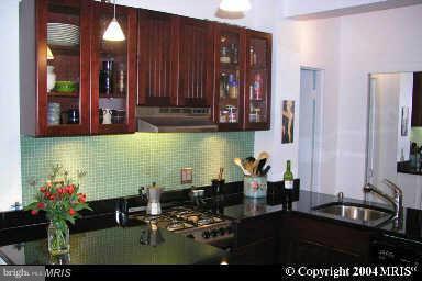 1711 MASSACHUSETTS AVENUE NW Unit: 412