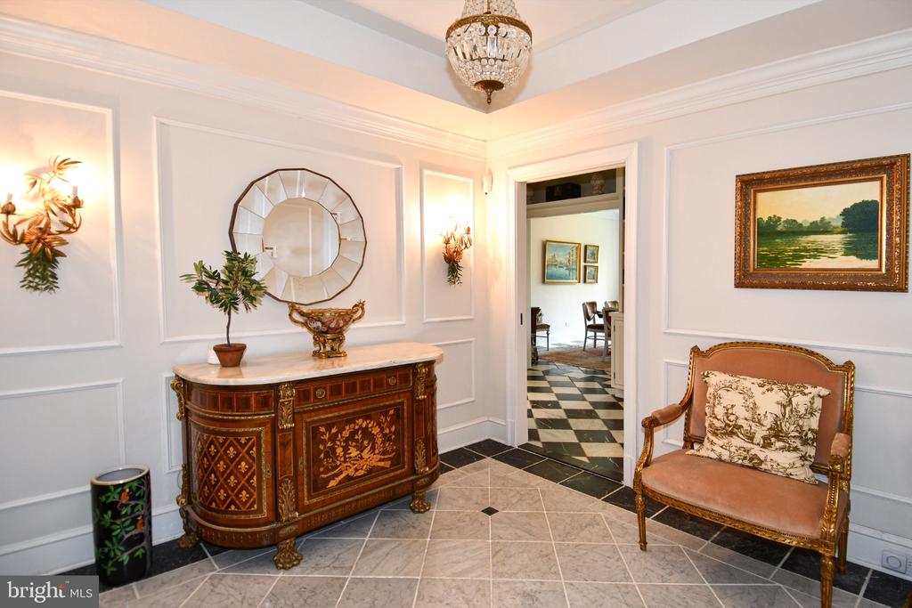 2801 NEW MEXICO AVENUE NW Unit: 620/621